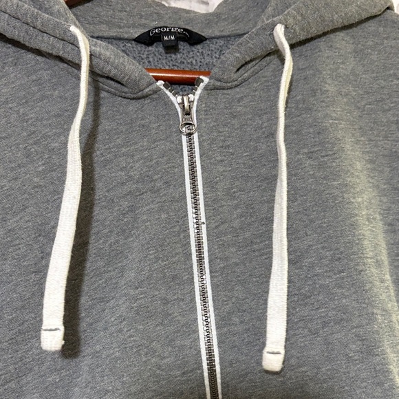 George Classic Gray zippered hoodie, size medium white draw string - Picture 5 of 8